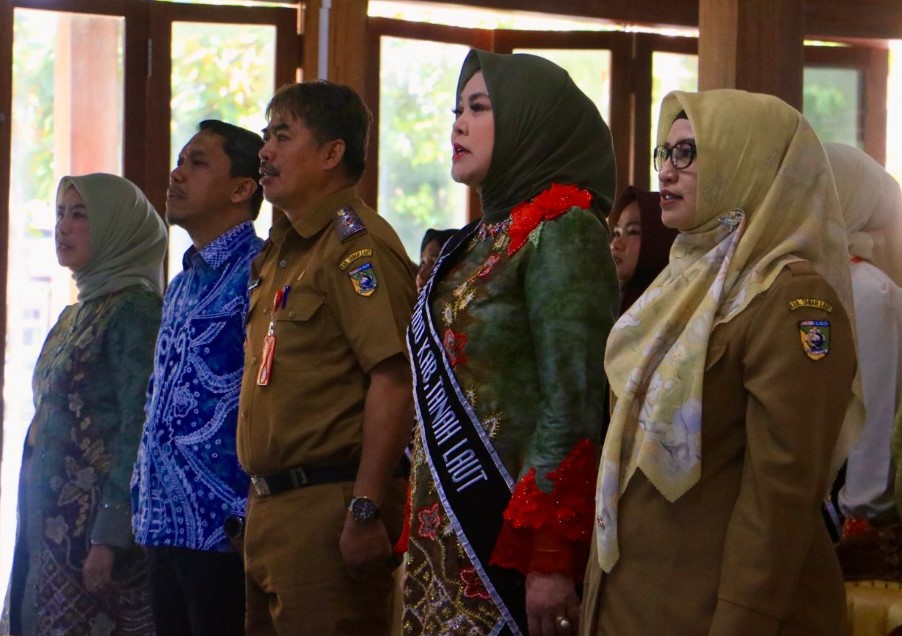 Bunda PAUD Kabupaten Tanah Laut Hj. Dian Rahmat: Tingkatkan Dedikasi untuk PAUD Lebih Baik.