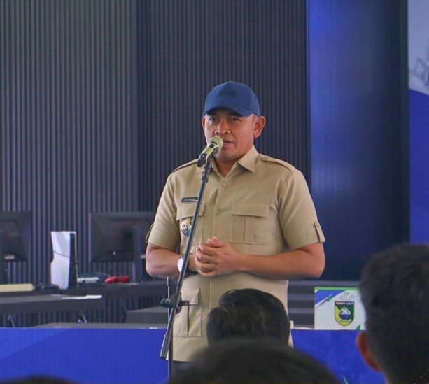 BUPATI TANAH LAUT RESMI BUKA CABANG OLAHRAGA ESPORTS PADA PORPROV XII TAHUN 2025