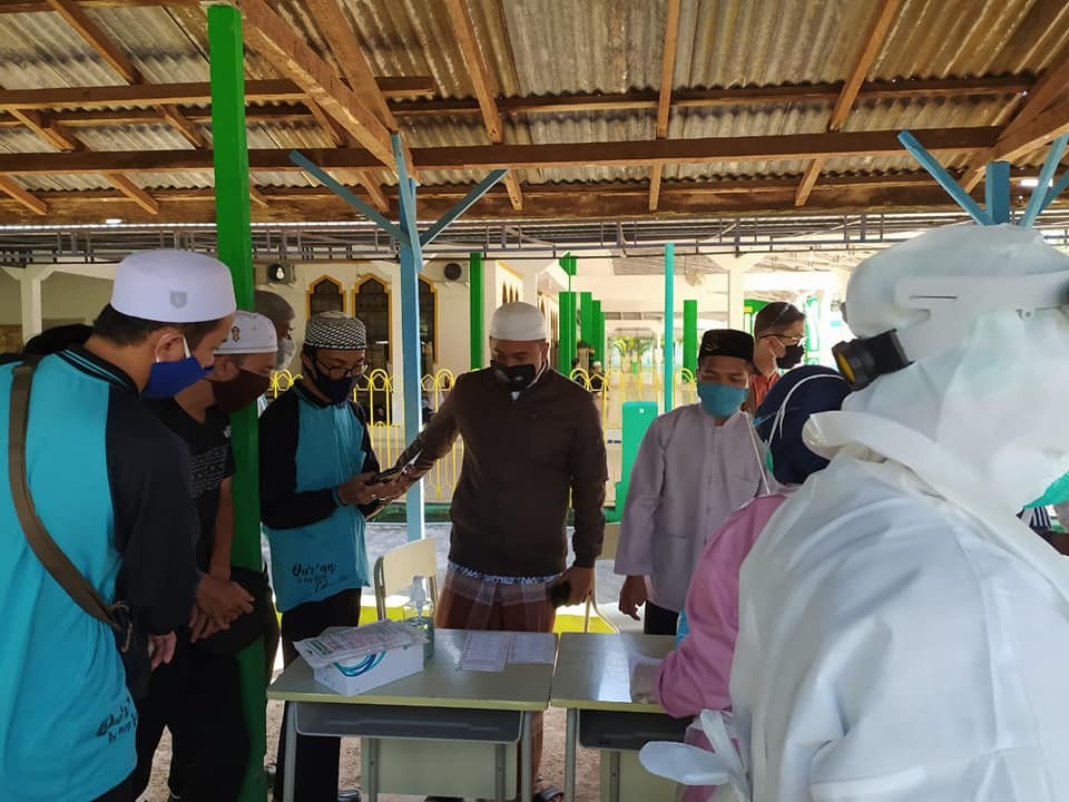 PONPES PELOPOR RAPID TEST DI TALA GELAR RAPID TEST TAHAP AKHIR