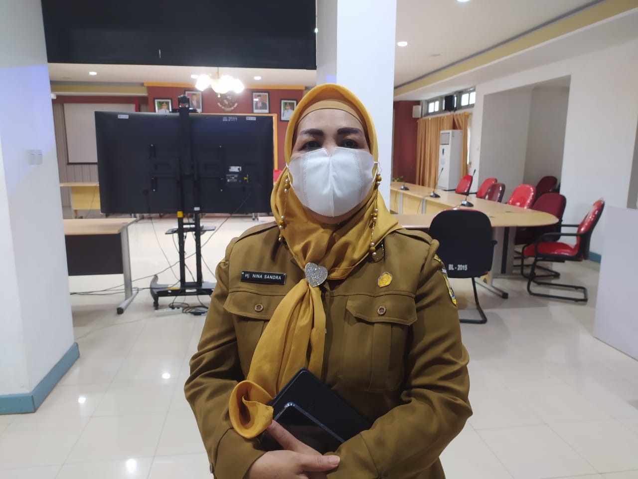 TENAGA KESEHATAN TANAH LAUT RAIH PENGHARGAAN