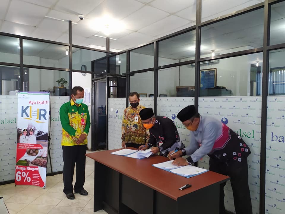 PEMKAB TALA KERJASAMA DENGAN BANK KALSEL UNTUK PERMUDAH PEMBAYARAN BPHTB DAN KIR