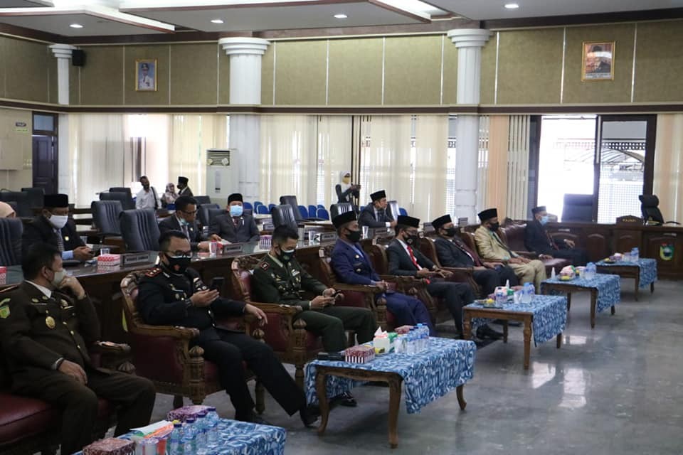PARIPURNA DPRD TALA SIMAK PIDATO PRESIDEN TERKAIT APBN 2021